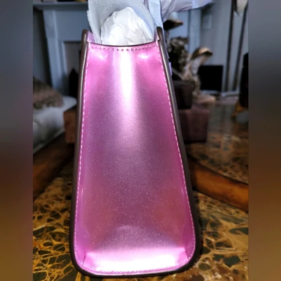 Kate Spade Purple Handbag/crossbody NWT R $329 - Picture 3 of 8